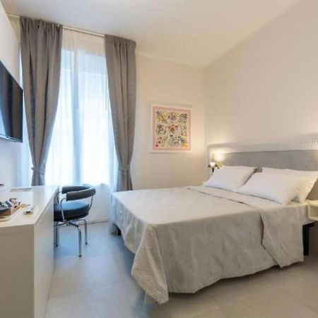 Stylish Four Bedrooms Apartment - Florence Center エクステリア 写真