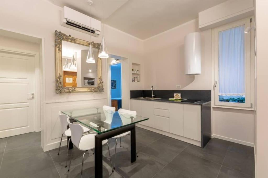 Stylish Four Bedrooms Apartment - Florence Center エクステリア 写真